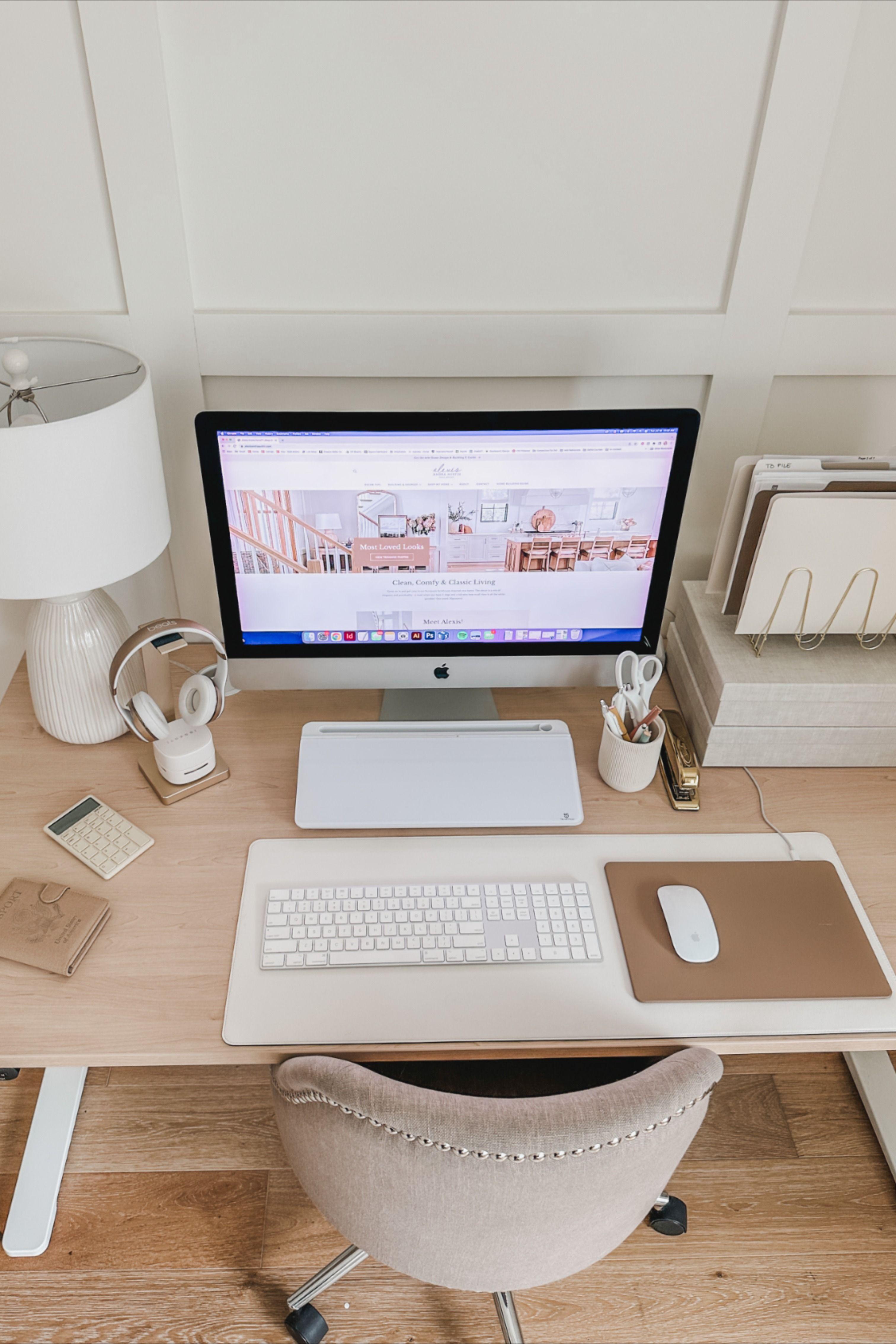 Organized desk